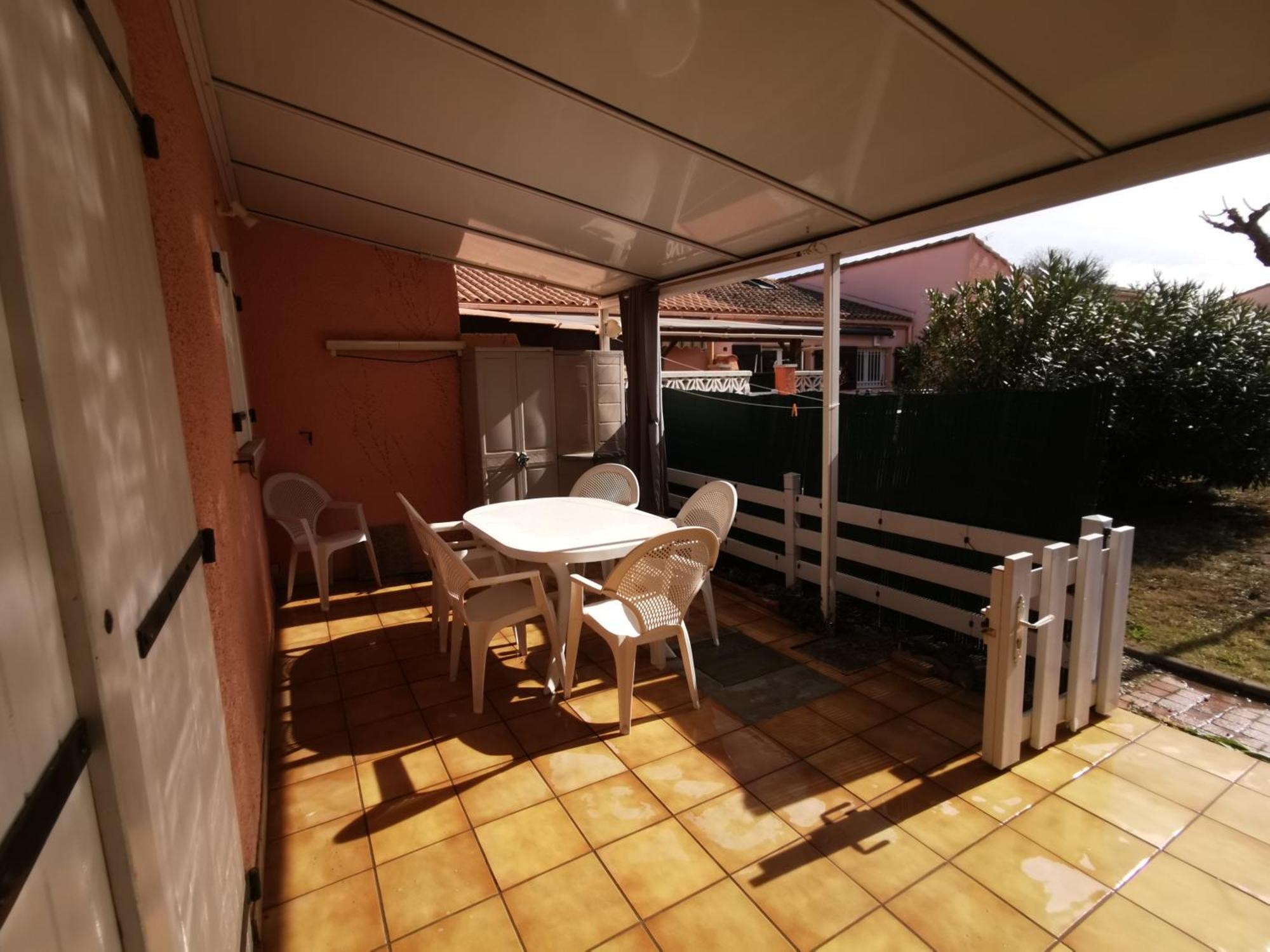 Les Lavandines: Charming Beachside Vacation Home with Terrace Argeles-sur-Mer Exterior photo